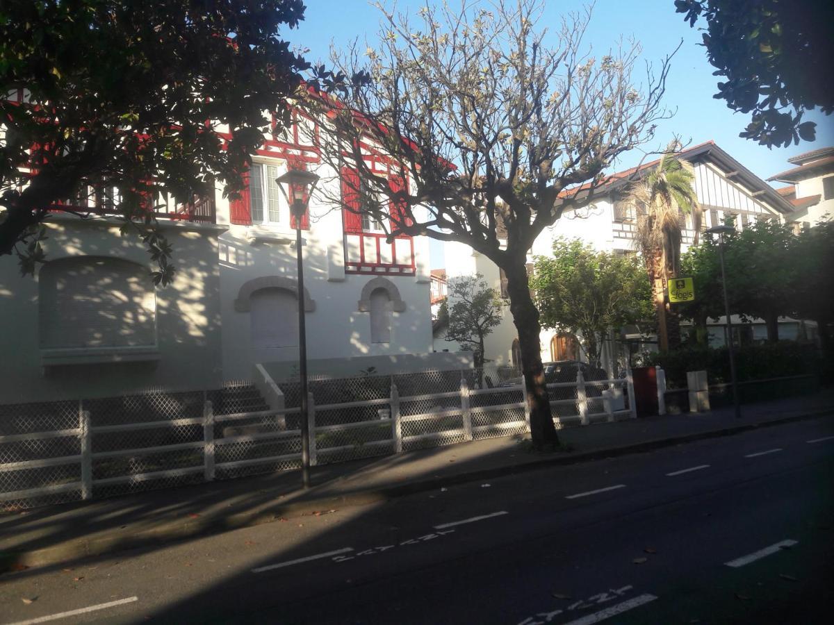 Logis Hotel & Restaurant Bergeret Sport Hendaye Exterior photo